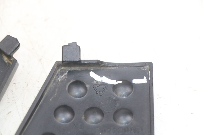 photo de TRITTSTUFENVERBINDUNG PIAGGIO XEVO - X EVO 125 (2007 - 2017) - Gesamtansicht des Produkts