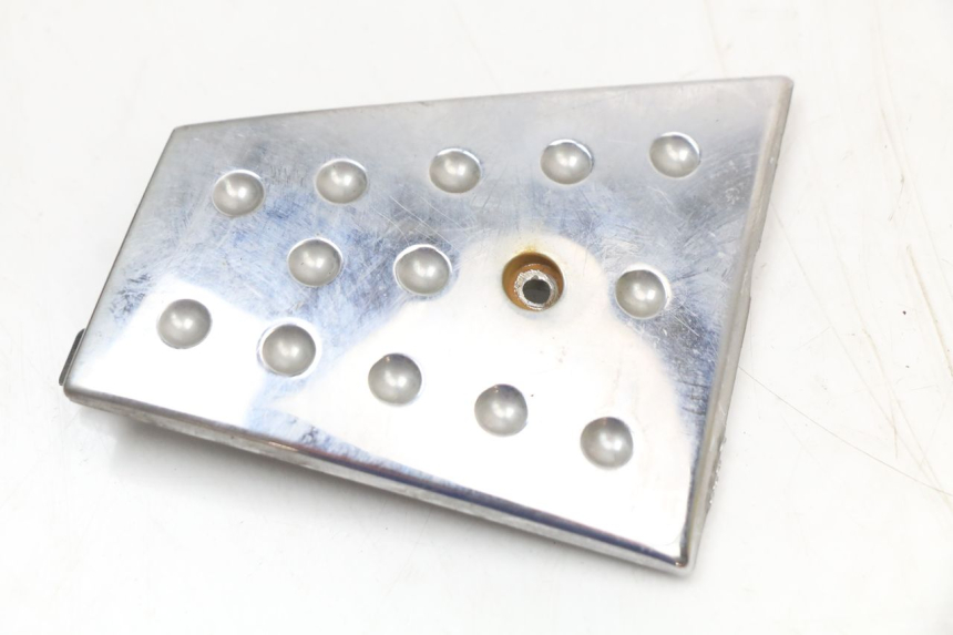 photo de TRITTSTUFENVERBINDUNG PIAGGIO XEVO - X EVO 125 (2007 - 2017) - Details der Befestigungspunkte