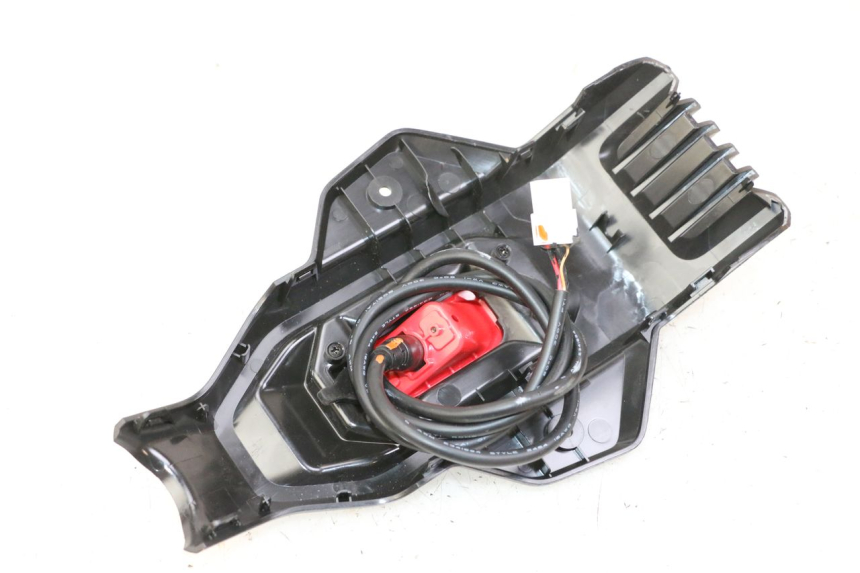 photo de TRITTBRETT VERKLEIDUNG MITTE SEGWAY NINEBOT ZT3 PRO 1 - Geprüftes Gebrauchtteil