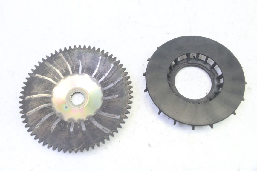 photo de RIEMENSCHEIBE PIAGGIO FLY 4T 50 (2013 - 2017) - Hauptansicht