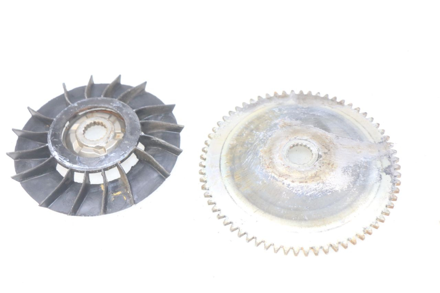 photo de RIEMENSCHEIBE APRILIA SR 2T 50 (2018 - 2022) - Technische Nahaufnahme