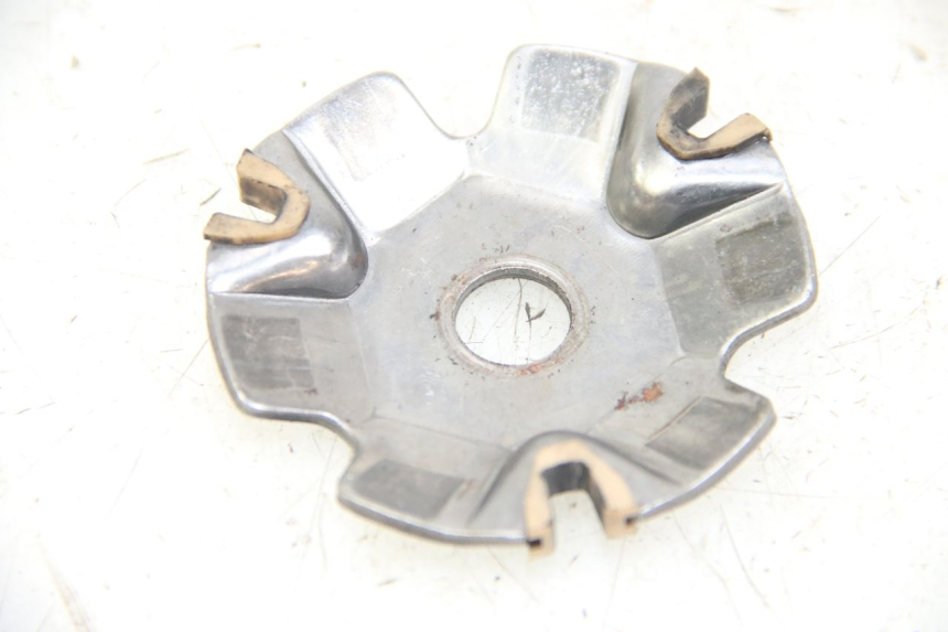 photo de MOBILE SCHWINGE TNT MOTOR ROMA 10' 4T 50 (2007 - 2018) - Detailansicht des Bauteils