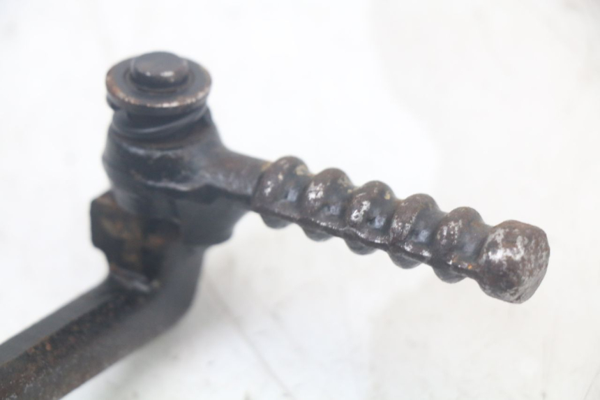 photo de KICK KYMCO AGILITY 4T 50 (2018 - 2022) - Details der Befestigungspunkte