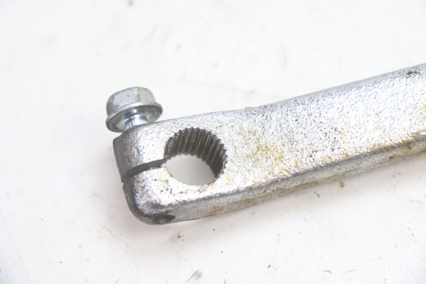 photo de KICKSTARTER KYMCO GRAND DINK 125 (2008 - 2014) - Detailansicht des Bauteils