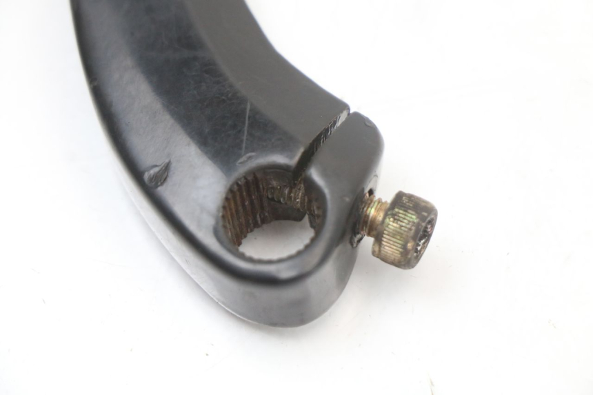 photo de KICKSTARTER PEUGEOT STREETZONE 2T 50 (2014 - 2019) - Alternative Perspektive