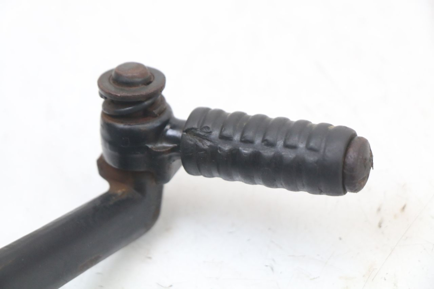 photo de KICKSTARTER PIAGGIO TYPHOON 50 (2000 - 2009) - Details der Befestigungspunkte