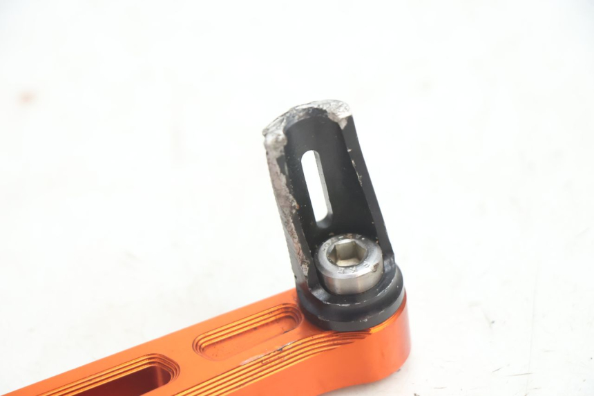 photo de KICK PEUGEOT VIVACITY 50 (2004 - 2009) - Oberflächenzustand und Material