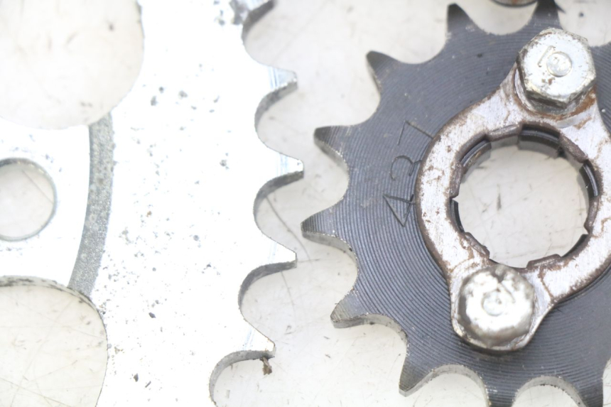 photo de KETTENKIT HONDA CM 125 (1983 - 2003) - Zoom auf Gebrauchszustand