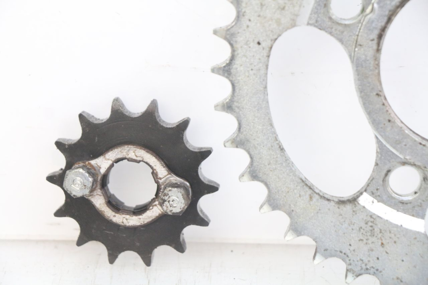 photo de KETTENKIT HONDA CM 125 (1983 - 2003) - Oberflächenzustand und Material