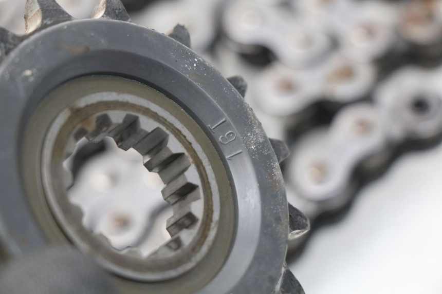 photo de KETTENKIT YAMAHA FZ8 800 (2010 - 2016) - Zoom auf Gebrauchszustand