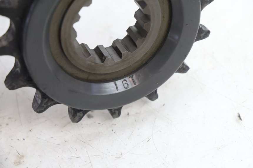 photo de KETTENKIT YAMAHA FZ8 800 (2010 - 2016) - Technische Nahaufnahme