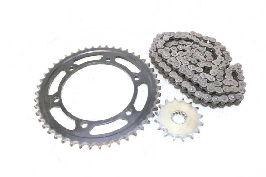 photo de KETTENKIT KAWASAKI GPX F ZX750F 750 (1986 - 1990) - Details der Befestigungspunkte