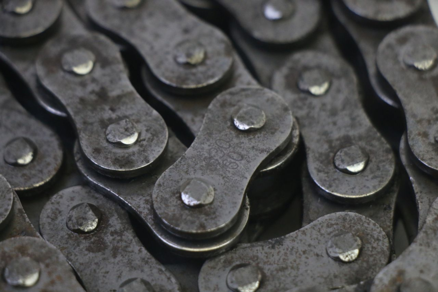 photo de KETTENKIT KAWASAKI GPZ RX 1000 (1986 - 1988) - Details der Befestigungspunkte