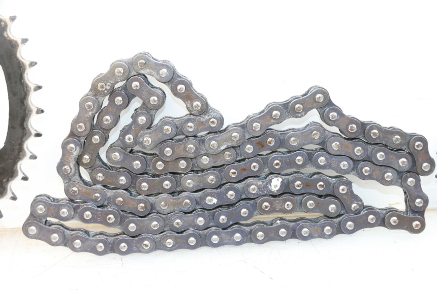 photo de KETTENKIT HUSQVARNA SVARTPILEN 401 (2018 - 2023) - Details der Befestigungspunkte