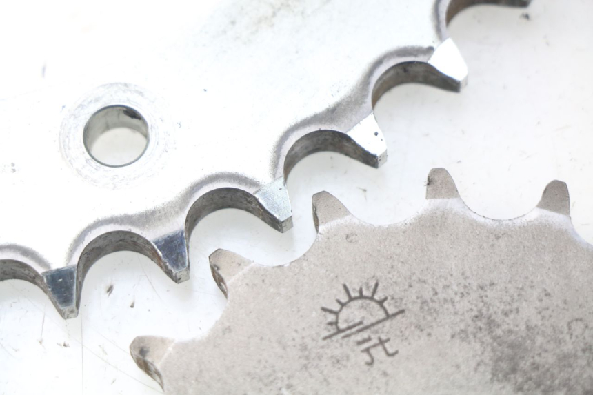 photo de KETTENKIT TRIUMPH SPRINT ST ABS 1050 (2005 - 2007) - Alternative Perspektive