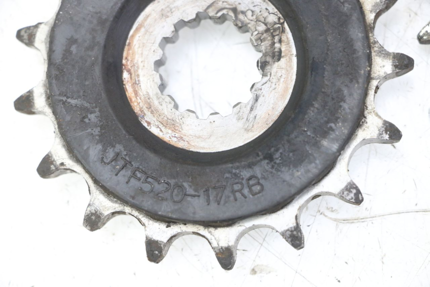 photo de KETTENKIT SUZUKI GSR 750 (2011 - 2017) - Gesamtansicht des Produkts