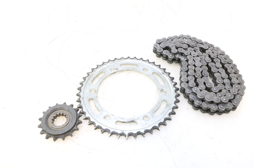 photo de KETTENKIT YAMAHA TDM ABS 900 (2002 - 2014) - Details der Befestigungspunkte