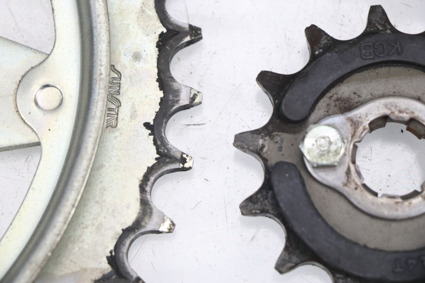 photo de KETTENKIT HONDA XLV VARADERO 125 (2000 - 2006) - Technische Nahaufnahme