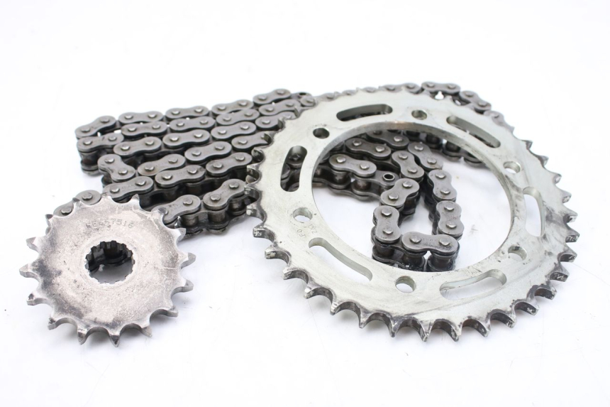 photo de KETTENKIT KAWASAKI ZR7 ZR-7 S 750 (1999 - 2004) - Geprüftes Gebrauchtteil