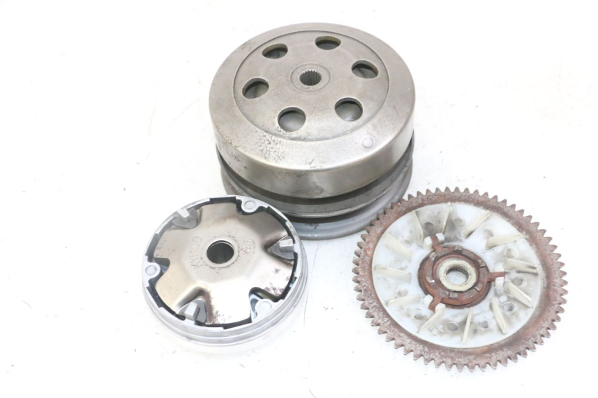 photo de KUPPLUNGS- UND VARIOMATIKSATZ KYMCO AGILITY 4T 50 (2005 - 2018) - Detailansicht des Bauteils