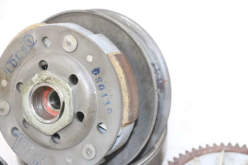 photo de KUPPLUNGS- UND VARIOMATIKSATZ KYMCO AGILITY 4T 50 (2005 - 2018) - Technische Nahaufnahme