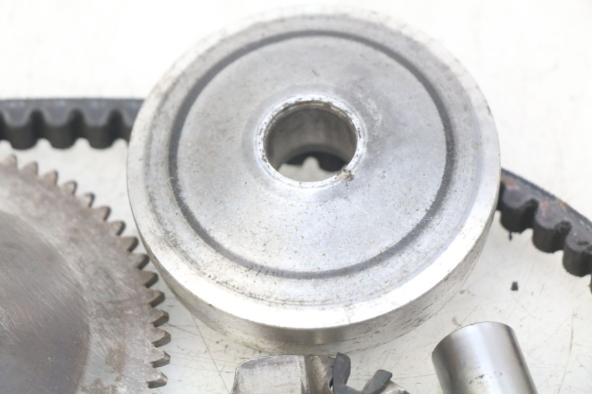 photo de KUPPLUNGS- UND VARIOMATIKSATZ KREIDLER FLORY CLASSIC 4T 50 (2013 - 2023) - Detailansicht des Bauteils