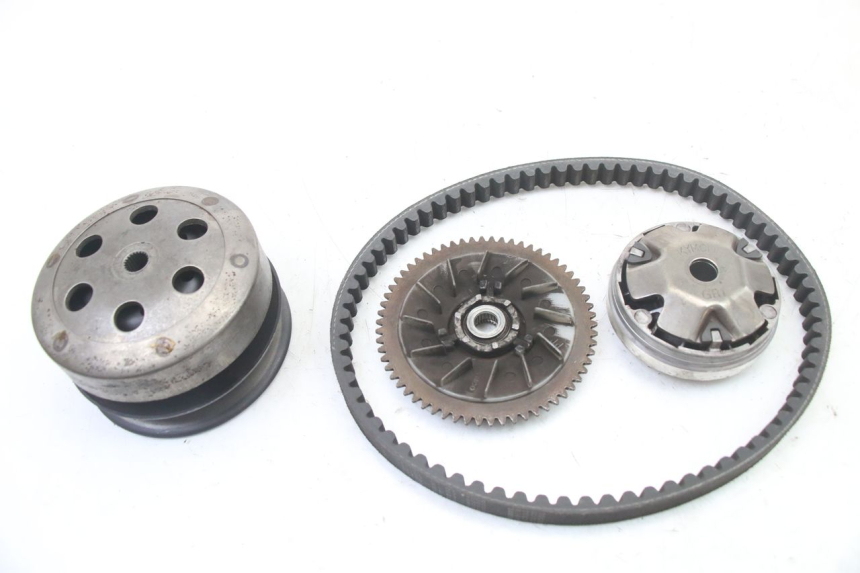 photo de KUPPLUNGS- UND VARIOMATIKSATZ KYMCO AGILITY 4T 50 (2018 - 2022) - Detailansicht des Bauteils