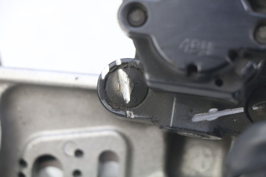 photo de SCHLOSS-SCHLÜSSEL-CDI-ZÜNDUNGSSCHLOSS YAMAHA FJR ABS 1300 (2006 - 2012) - Oberflächenzustand und Material