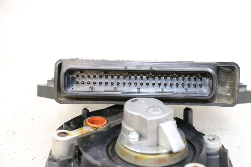 photo de SCHLOSS-SCHLÜSSEL-CDI-ZÜNDUNGSSCHLOSS YAMAHA FJR ABS 1300 (2006 - 2012) - Alternative Perspektive