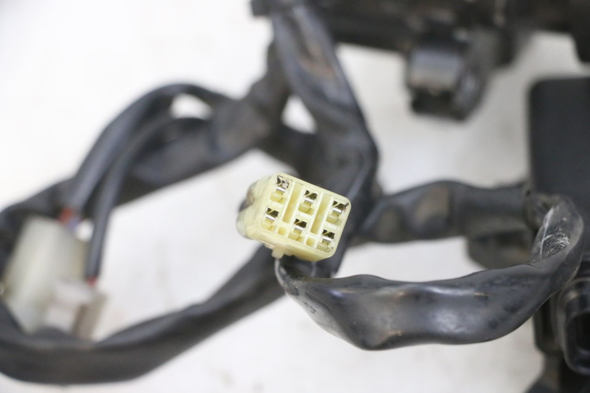 photo de SCHLOSS-SCHLÜSSEL-CDI-ZÜNDUNGSSCHLOSS YAMAHA FJR ABS 1300 (2006 - 2012) - Zoom auf Gebrauchszustand