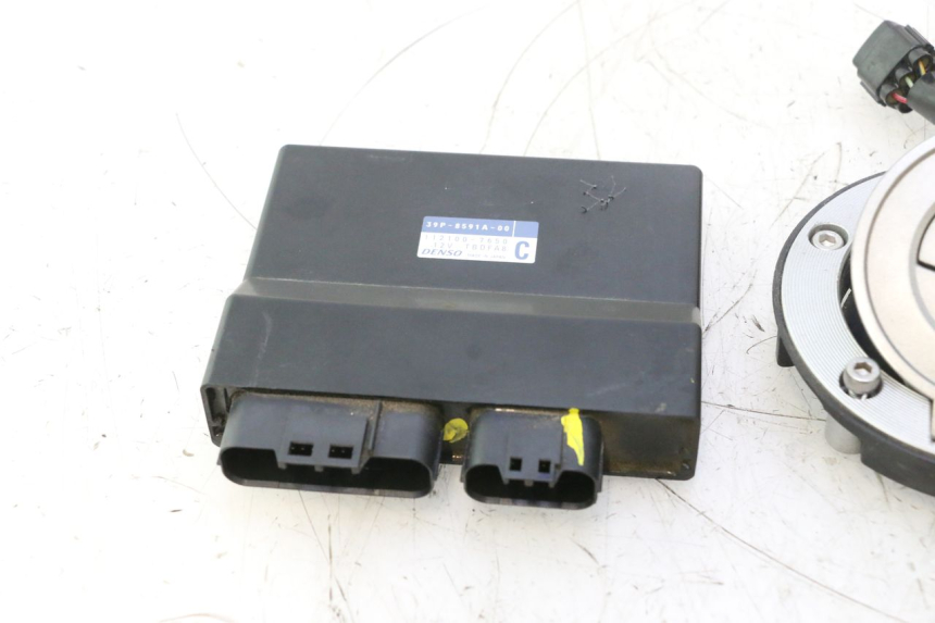photo de SCHLOSSSATZ CDI YAMAHA FZ8 800 (2010 - 2016) - Alternative Perspektive