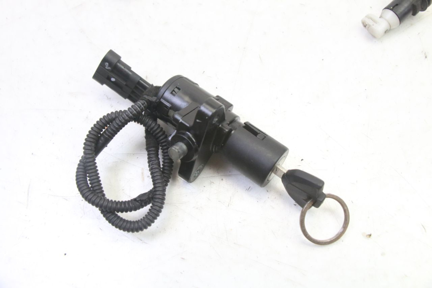 photo de SCHLOSSSATZ CDI BMW G310 R 310 (2016 - 2020) - Alternative Perspektive