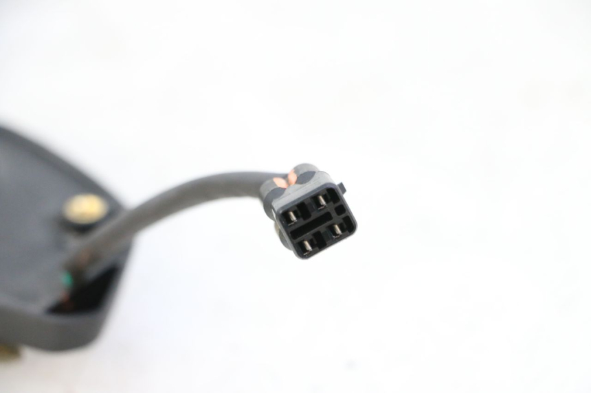 photo de SCHLOSSSATZ CDI SUZUKI GSR 750 (2011 - 2017) - Details der Befestigungspunkte