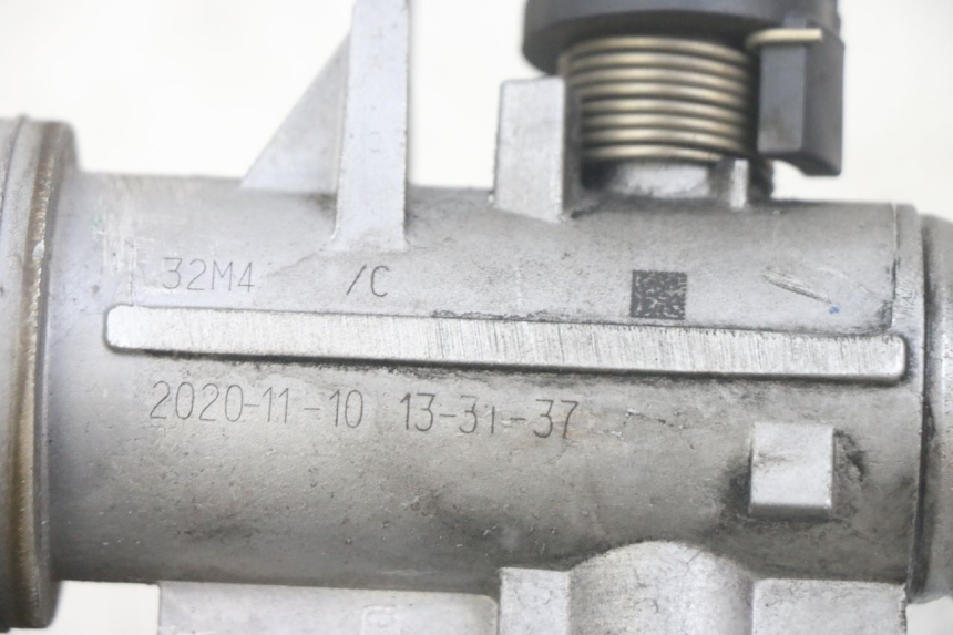 photo de SCHLOSSSATZ CDI PIAGGIO MP3 HPE 300 (2019 - 2026) - Zoom auf Gebrauchszustand