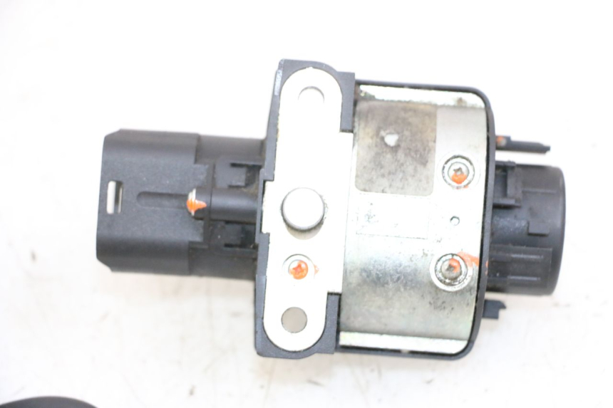 photo de SCHLOSSSATZ CDI PIAGGIO MP3 500 (2014 - 2017) - Charakteristische Merkmale