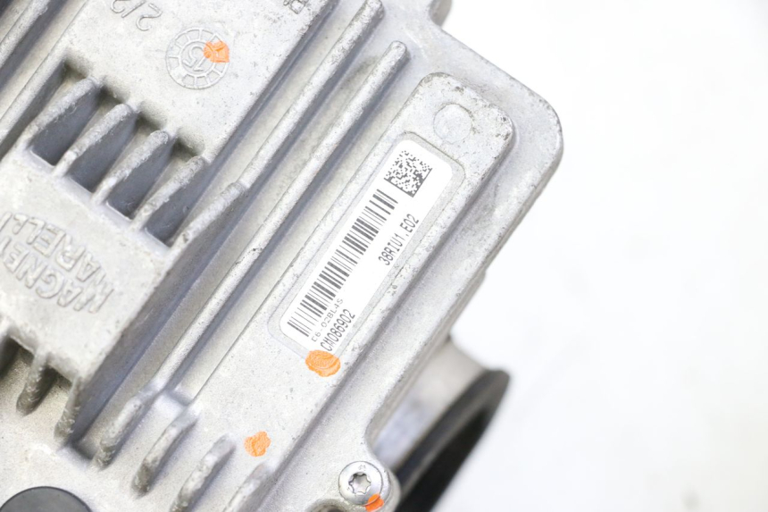 photo de SCHLOSSSATZ CDI PIAGGIO MP3 500 (2014 - 2017) - Zoom auf Gebrauchszustand