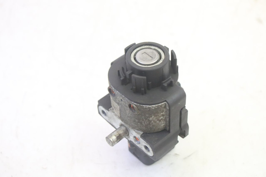 photo de SCHLOSSSATZ CDI PIAGGIO MP3 RL 250 (2006 - 2010) - Weitere Ansicht des Artikels