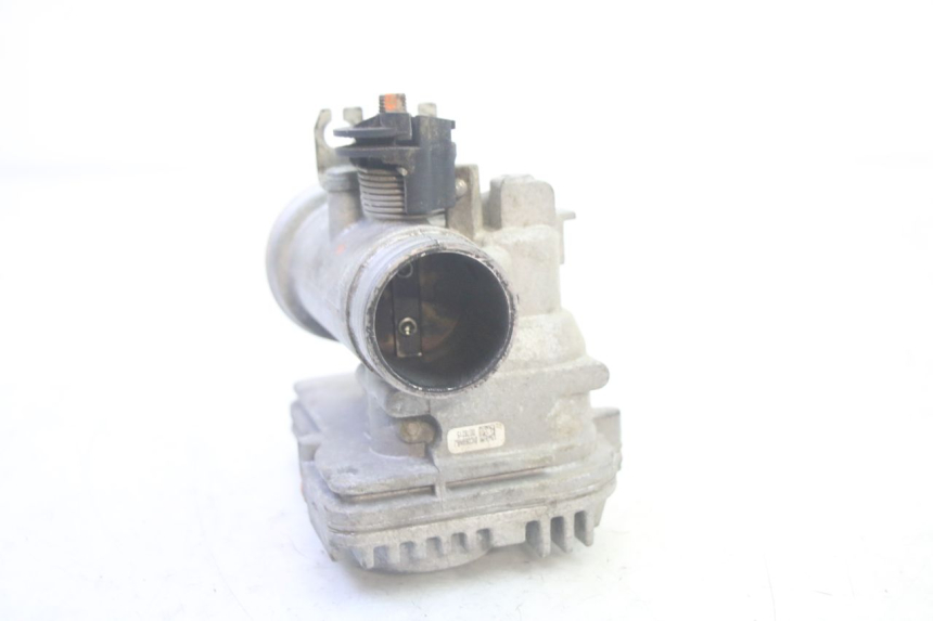 photo de SCHLOSSSATZ CDI PIAGGIO MP3 RL 250 (2006 - 2010) - Technische Nahaufnahme