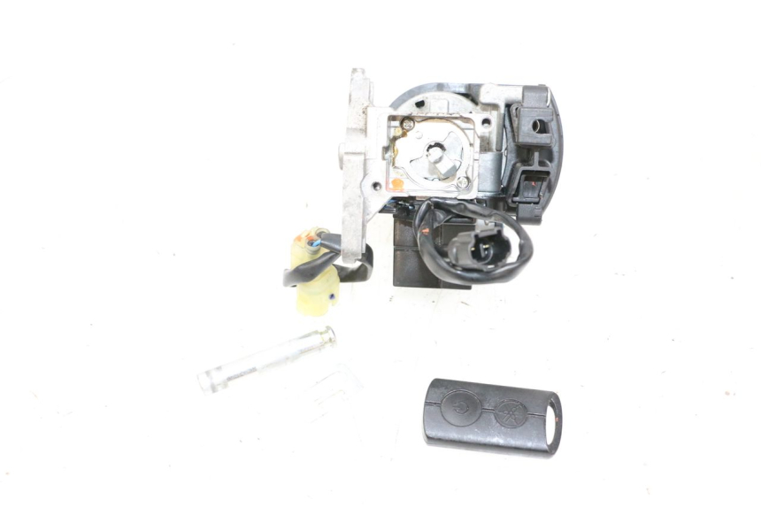 photo de SCHLOSSSATZ CDI YAMAHA NEO'S CORE 1 (2022 - 2026) - Details der Befestigungspunkte