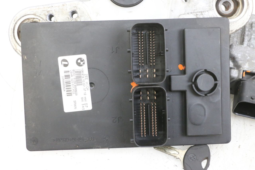 photo de SCHLOSSSATZ CDI BMW R RT ABS 1200 (2010 - 2014) - Hauptansicht