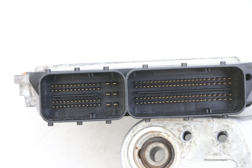 photo de SCHLOSSSATZ CDI BMW R RT ABS 1200 (2010 - 2014) - Kennzeichnungen und Originalreferenzen