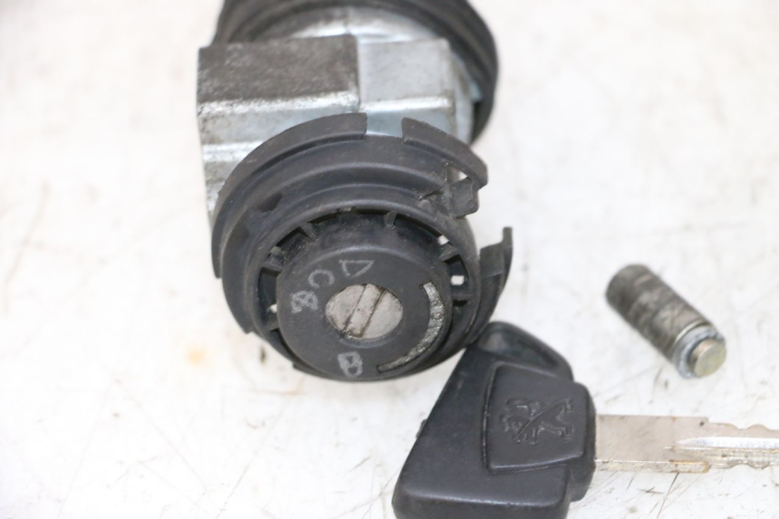 photo de SCHLOSSSATZ CDI PEUGEOT SATELIS 125 (2013 - 2018) - Detailansicht des Bauteils