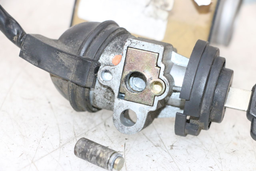 photo de SCHLOSSSATZ CDI PEUGEOT SATELIS 125 (2013 - 2018) - Ergänzendes Produktfoto