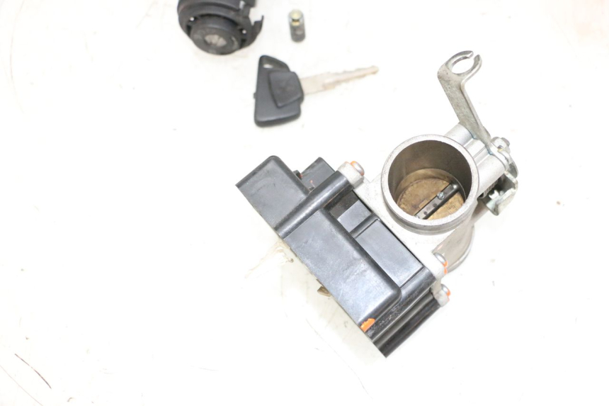 photo de SCHLOSSSATZ CDI PEUGEOT SATELIS 125 (2013 - 2018) - Alternative Perspektive