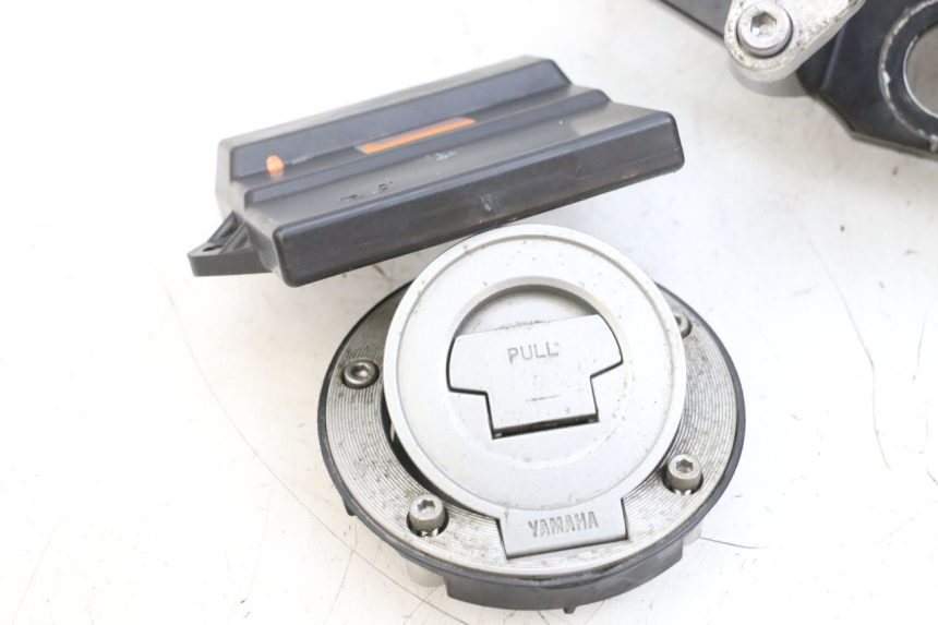 photo de SCHLOSS-SCHLÜSSEL-CDI-NEIMAN YAMAHA TDM ABS 900 (2002 - 2014) - Detaillierte Sichtprüfung