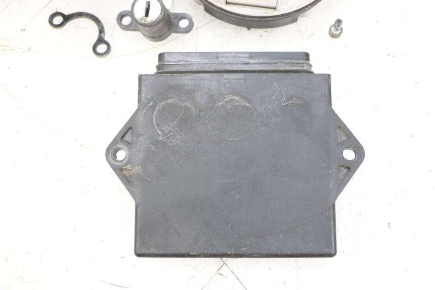 photo de SCHLOSSSATZ CDI YAMAHA TDM ABS 900 (2002 - 2014) - Detaillierte Sichtprüfung