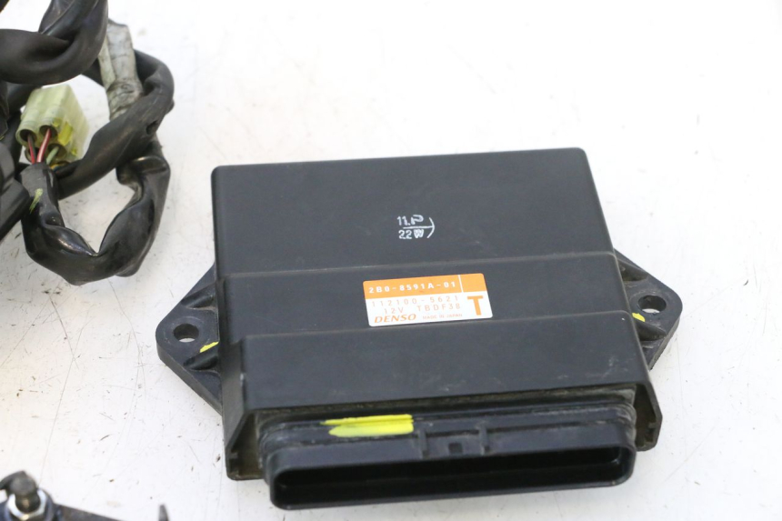 photo de SCHLOSSSATZ CDI YAMAHA TDM ABS 900 (2002 - 2014) - Technische Nahaufnahme