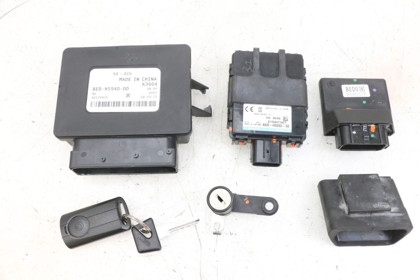 photo de SCHLOSSSATZ CDI YAMAHA TRICITY 300 (2020 - 2024) - Hauptansicht
