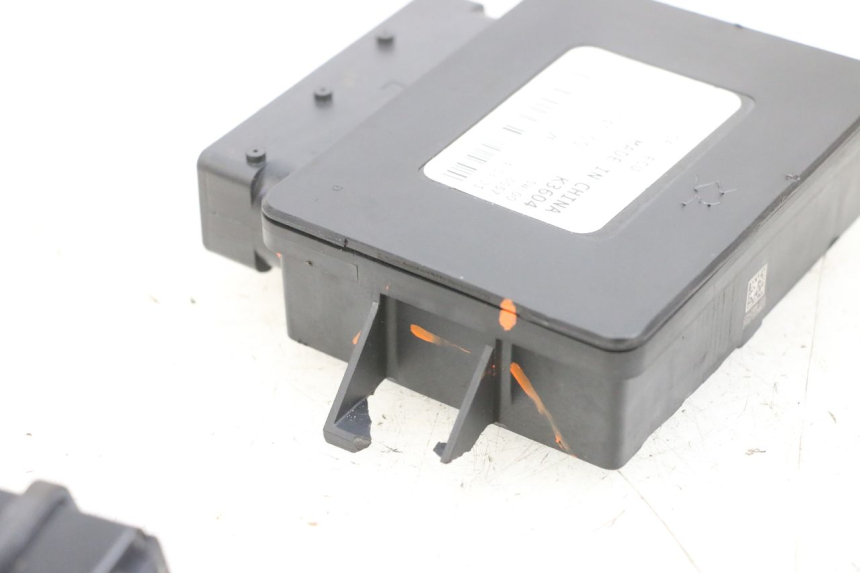 photo de SCHLOSSSATZ CDI YAMAHA TRICITY 300 (2020 - 2024) - Detailansicht des Bauteils
