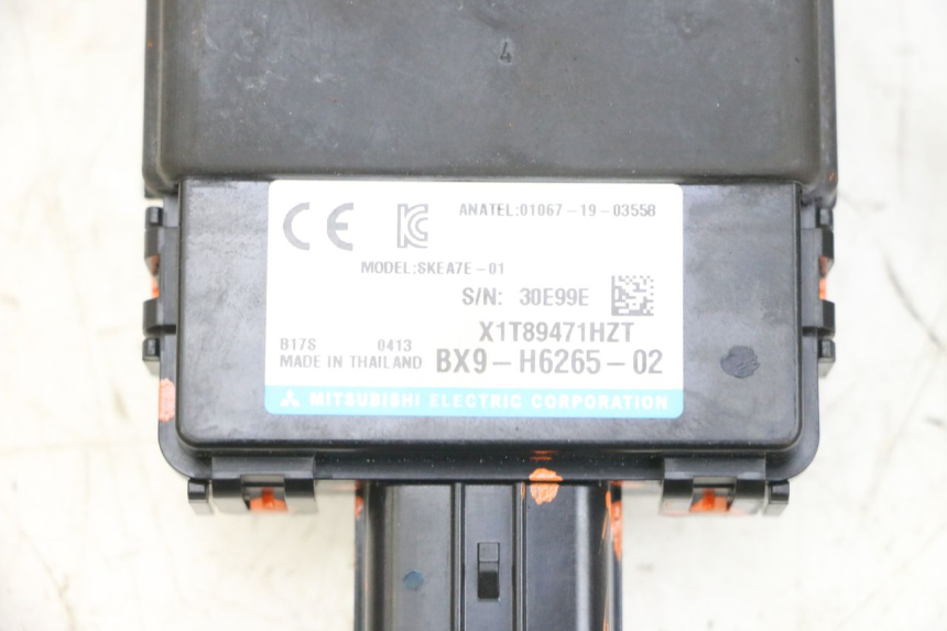 photo de SCHLOSSSATZ CDI YAMAHA TRICITY 300 (2020 - 2024) - Detaillierte Sichtprüfung